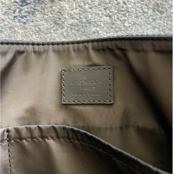 Louis Vuitton Terre Damier Wool Messenger Bag Unisex/Men’s - Picture 4 of 5